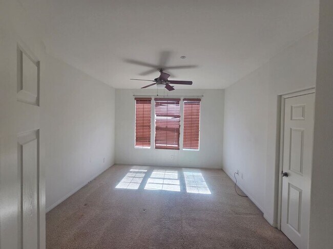 Foto del edificio - 15 Agave Ct