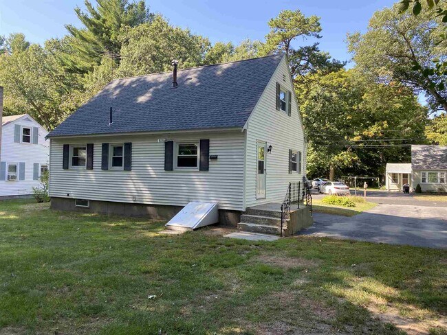 Building Photo - 12 Atwood Ave