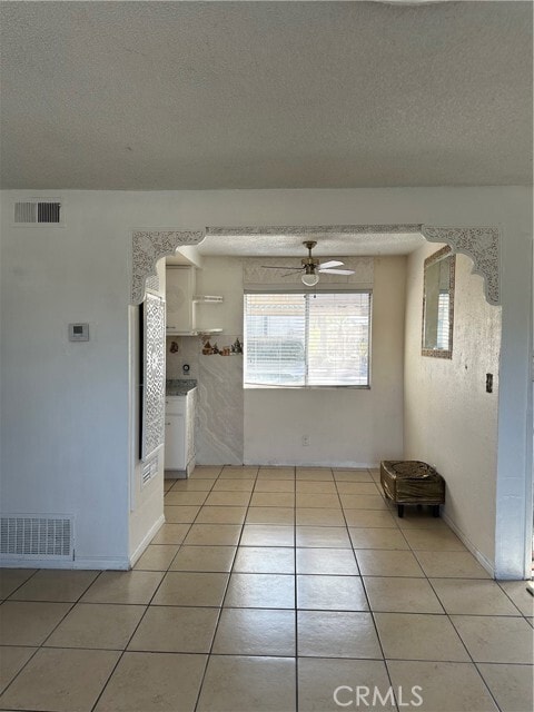 Building Photo - 12835 10th St