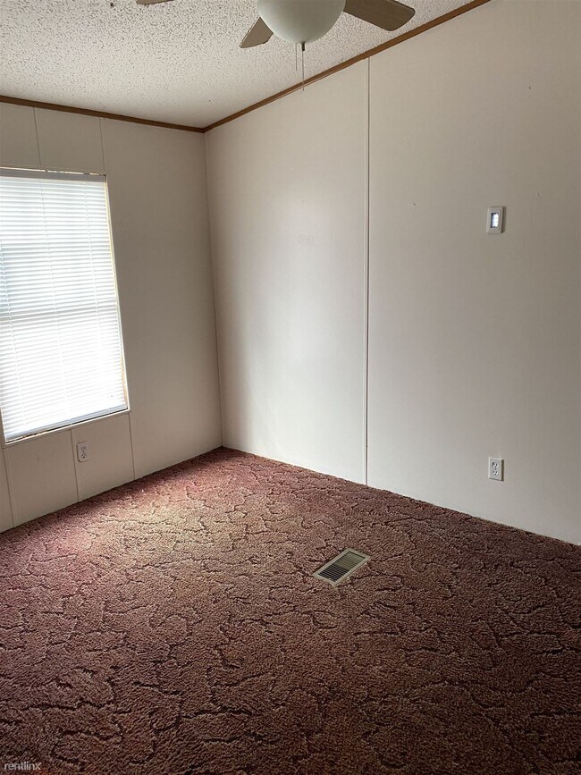 Building Photo - 3 br, 2 bath House - 536 Lovely Rd