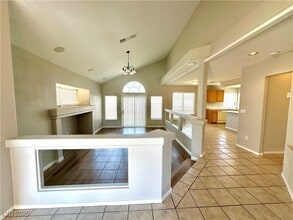 Building Photo - 7612 Glorietta Bay Ct