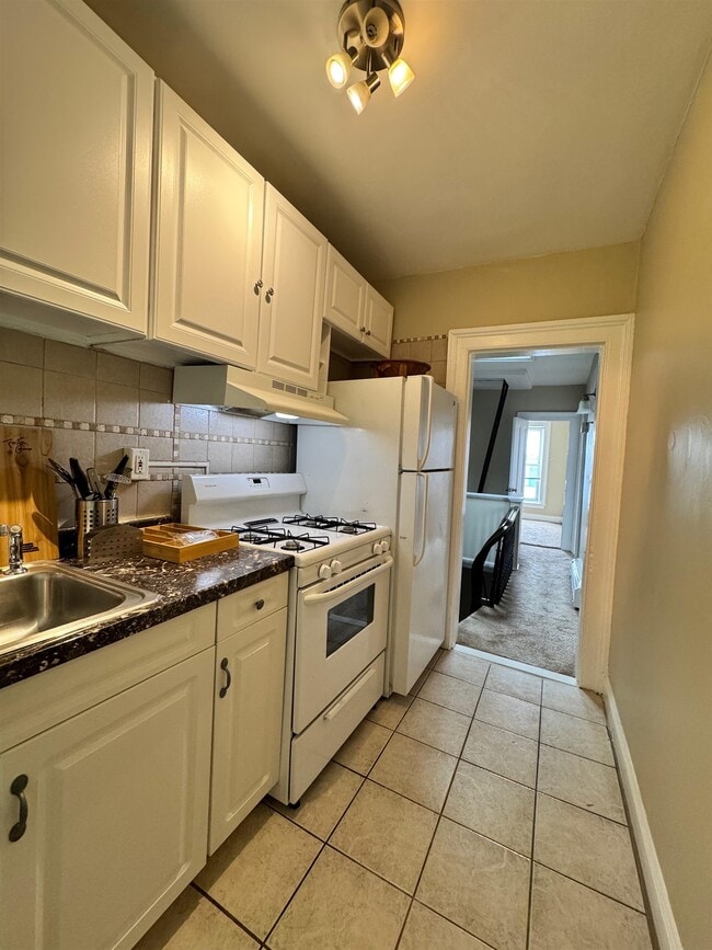 Building Photo - 798 Ocean Ave