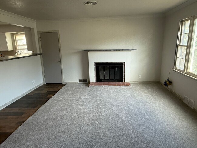 Foto del edificio - 410 Quincy St