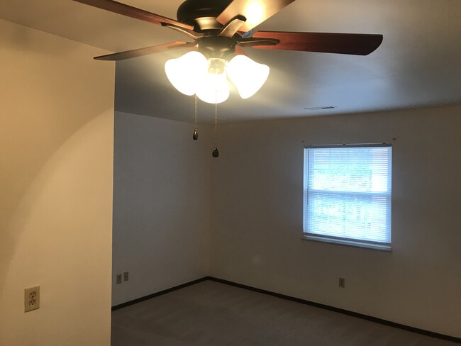 Building Photo - 120 Mcdonough St