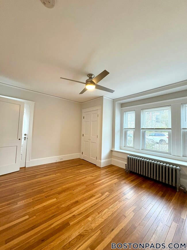 Building Photo - 17 Edgecliff Rd