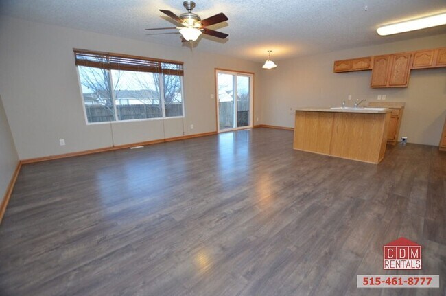 Foto del edificio - Open Layout Waukee Ranch