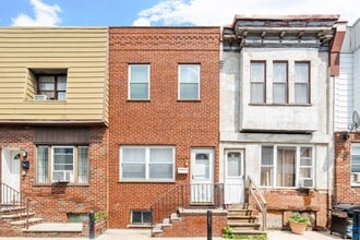 Building Photo - 2629 S Sheridan St