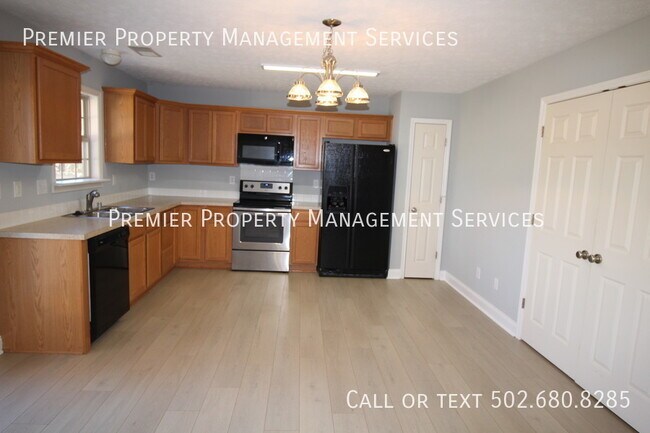 Foto del edificio - A 4 Bedroom Home By Polo Fields