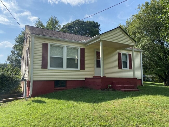 Building Photo - 6393 Eatons Creek Rd