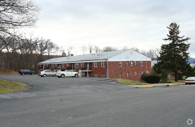Colonial Springs Apartments - Beacon, NY | Apartments.com