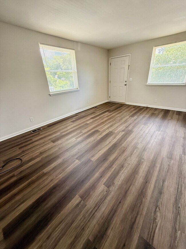 Foto del edificio - East Nashville 2 Bed $1550 Close to Shelby...