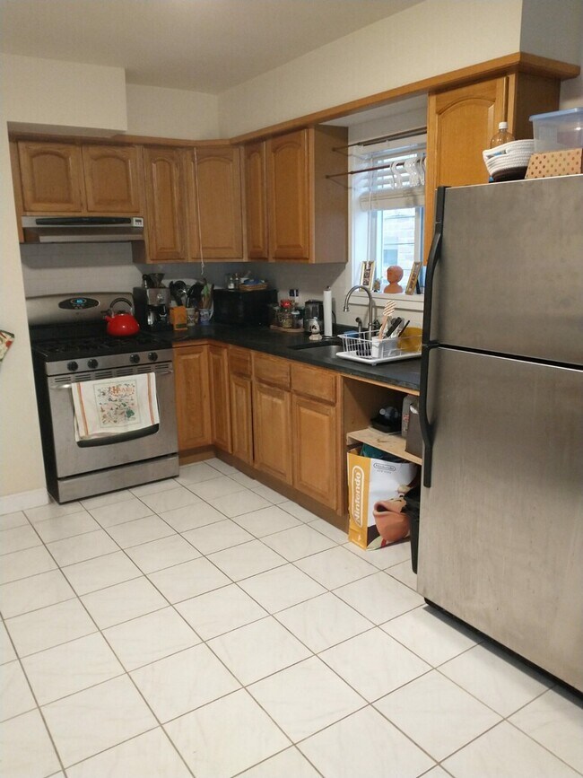 3026 72nd St, East Elmhurst, NY 11370 House Rental in East Elmhurst
