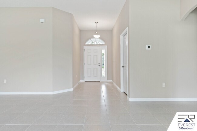 Building Photo - 4 Postman Ln