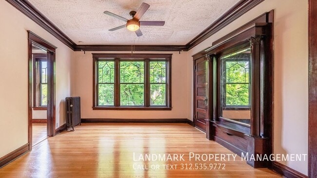 Building Photo - 3710 N Racine Ave