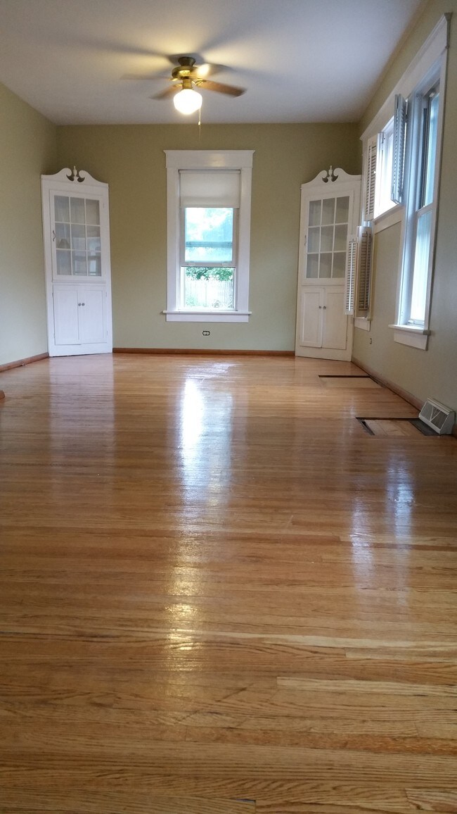 2905 Elmwood Ave, Erie, PA 16508 House Rental in Erie, PA