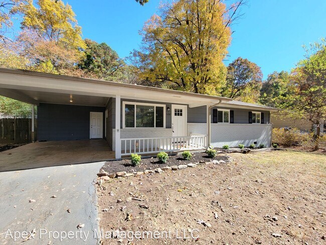 Building Photo - 3 br, 1.5 bath House - 328 Fox Road