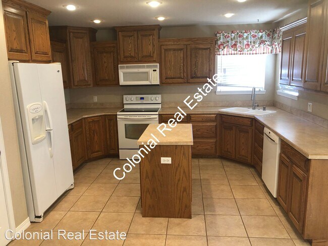Building Photo - 3 br, 2 bath House - 2305 Marvin Hass