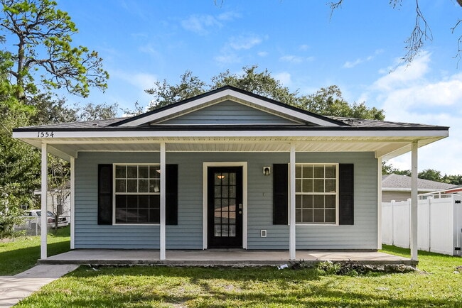Building Photo - 1554 Brook Forest Dr