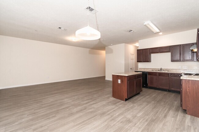Foto del edificio - 3946 Lexington Manor Ct