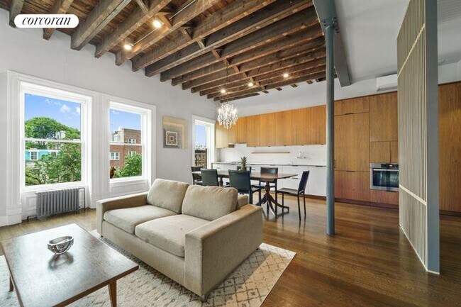 Foto del edificio - 315 Clinton Ave