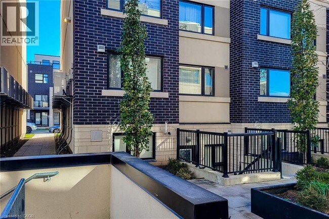 Photo du bâtiment - 1127 Cooke Blvd.