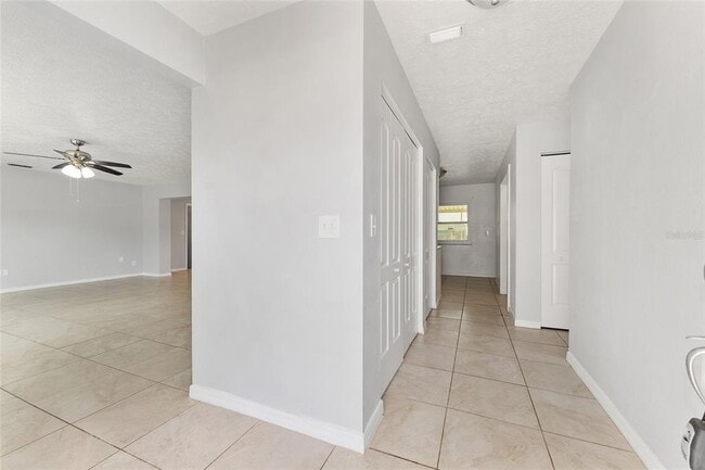 Foto del edificio - 4505 SE 12th Pl