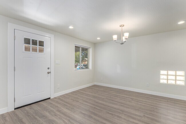 Foto del edificio - 2331 N Richland St