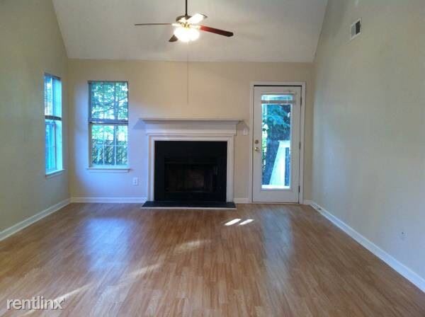 Foto del edificio - 1436 Shiloh Rd NW