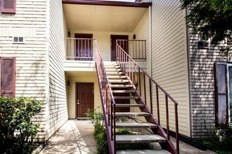 Building Photo - 2120 El Paseo St