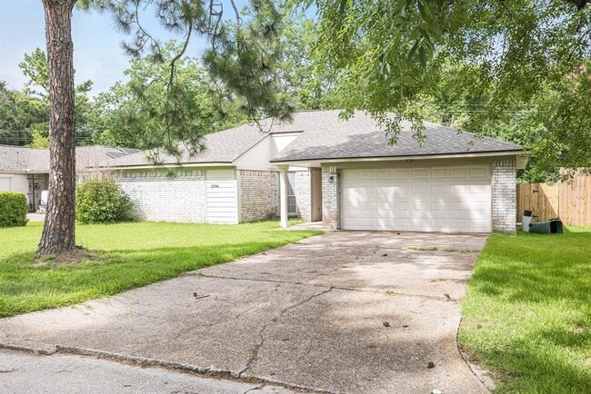 Building Photo - 22914 Grand Rapids Ln