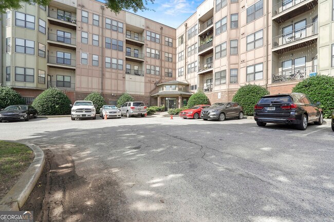 Foto del edificio - 898 Oak St SW