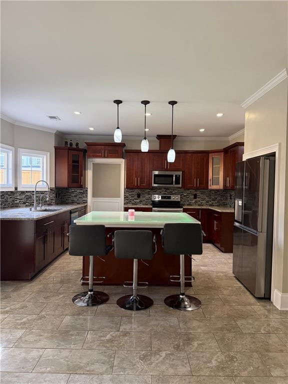 Foto del edificio - 685 Georgian Hills Dr