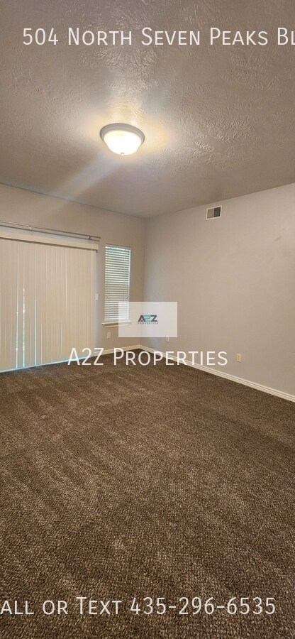 Foto del edificio - 504 N Seven Peaks Blvd