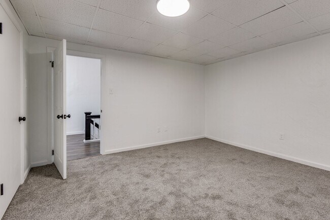 Foto del edificio - 603 E Warrington Ave