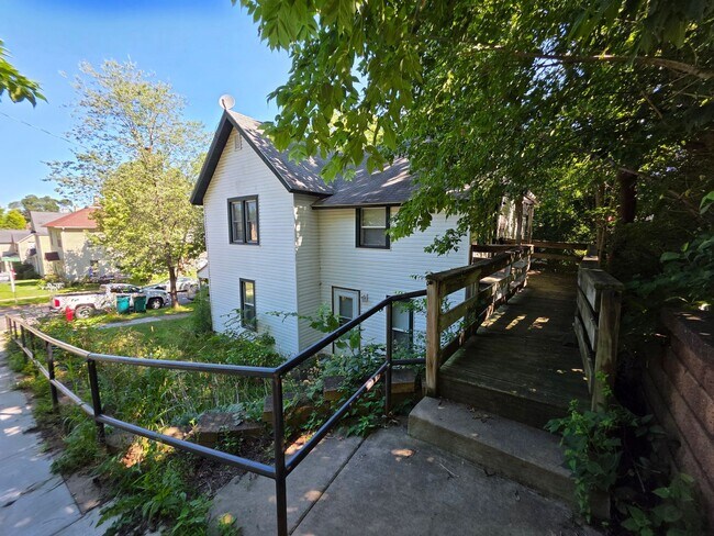Foto del edificio - 703 Jones St