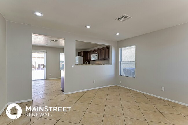 Foto del edificio - 5632 S Vine Ave