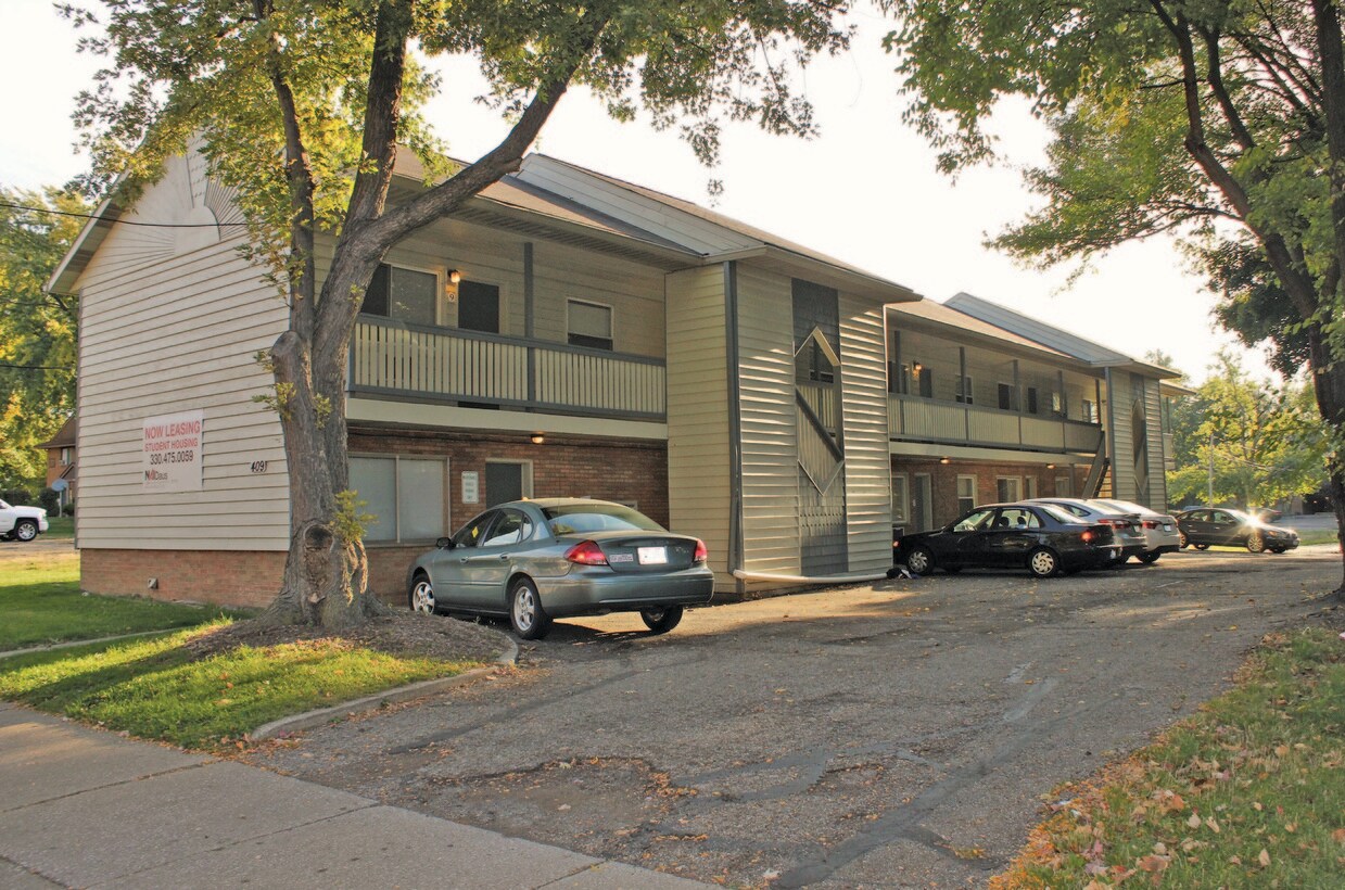 Building Photo - 409 Sherman St