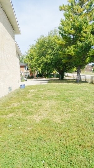 Foto del edificio - 2204 Hebron Ave