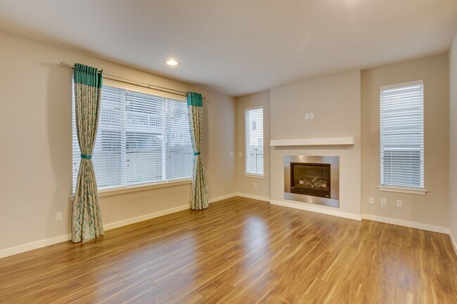 Foto del edificio - Beautiful Bothell Home Close to North Cree...
