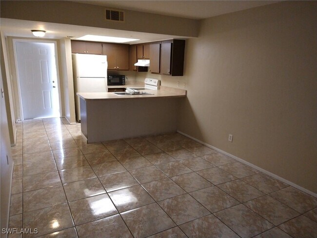 Foto del edificio - 824 Alderman St