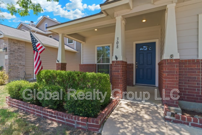 Building Photo - 308 Rustic Tr