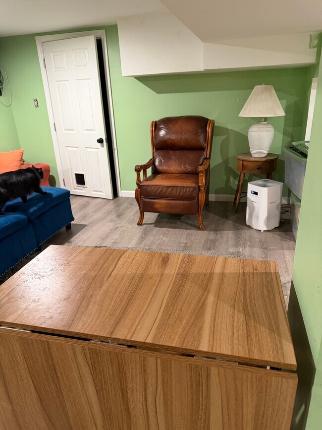 Foto del edificio - 263 S Haviland Ave