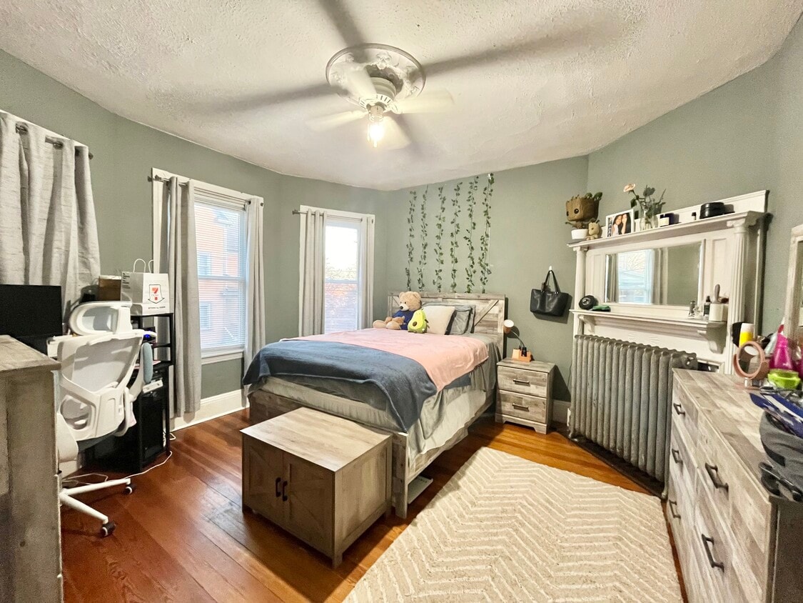 Foto principal - 12 Bucknam St