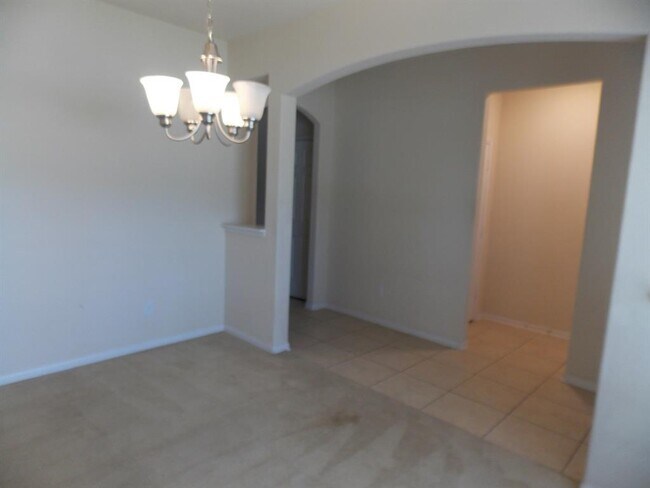 Foto del edificio - 3223 Cabin Wood Way