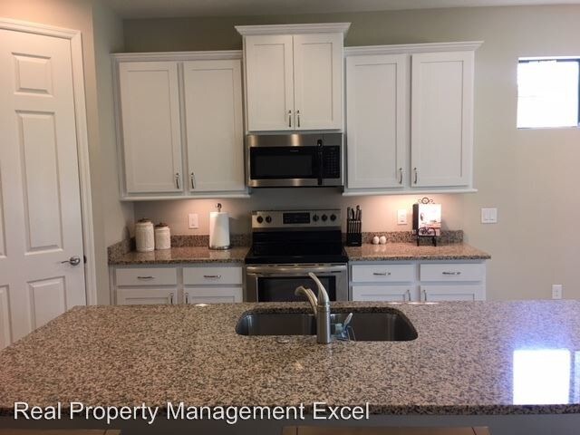 Building Photo - 4 br, 2 bath House - 11937 Blazing Star Dr