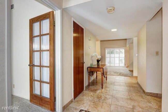 Foto del edificio - 3 br, 3 bath Townhome - 411 Rio Del Oro Ln