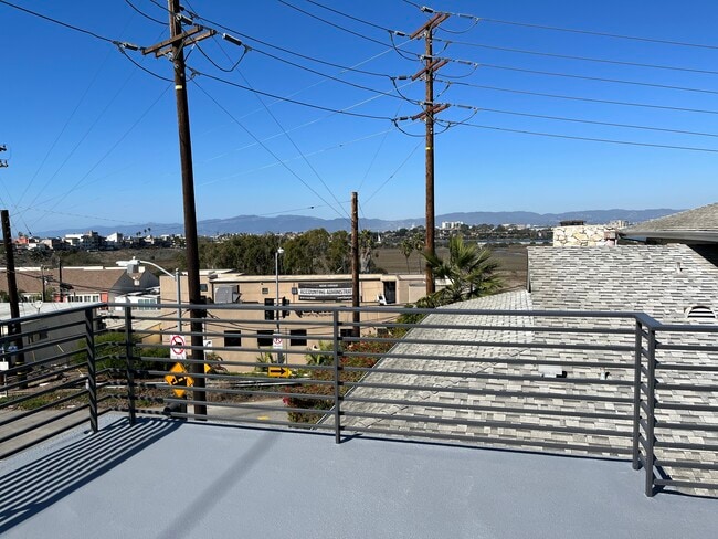 Building Photo - 8106 Pershing Dr