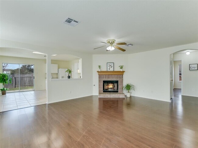 Building Photo - 17132 Dashwood Creek Dr