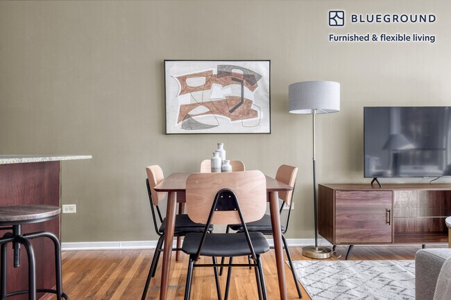 Foto del edificio - 343 S Dearborn St