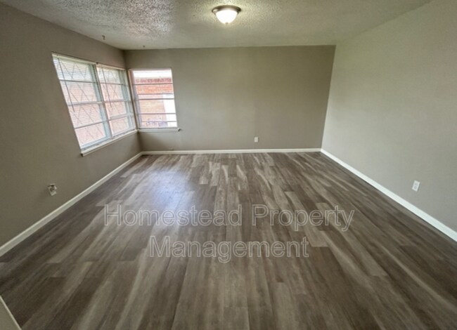 Foto del edificio - 2918 SW 52nd Pl
